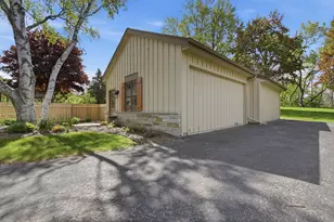 8845 W Meadow Ln, Franklin, WI 53132 - Photo 50