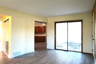 3850 W College Ave, Greenfield, WI 53221 - Photo 12