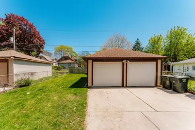 2514 N 67th St #2516, Wauwatosa, WI 53213 - Photo 30