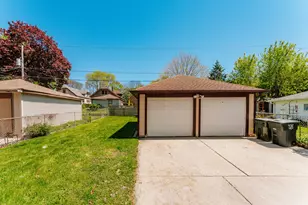 2514 N 67th St, Wauwatosa, WI 53213 - Photo 30