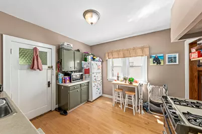 2514 N 67th St #2516, Wauwatosa, WI 53213 - Photo 12