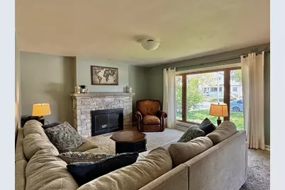 1231 S 118th St, West Allis, WI 53214 - Photo 4