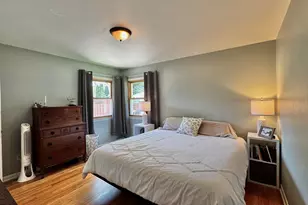 1231 S 118th St, West Allis, WI 53214 - Photo 10