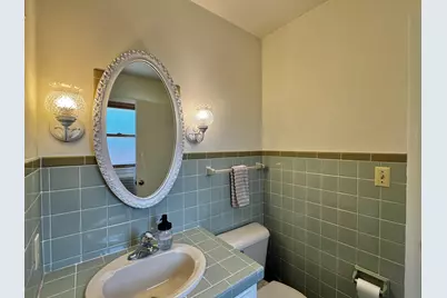 1231 S 118th St, West Allis, WI 53214 - Photo 12