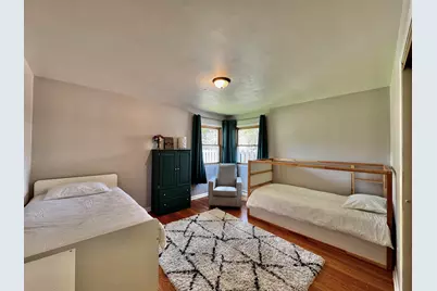1231 S 118th St, West Allis, WI 53214 - Photo 16