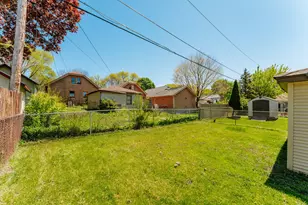 2518 N 67th St, Wauwatosa, WI 53213 - Photo 32