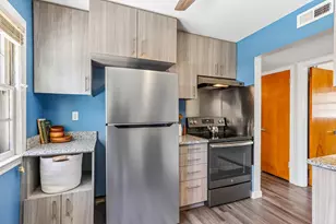 195 W Warnimont Ave, Milwaukee, WI 53207 - Photo 12