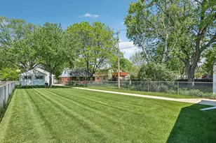 195 W Warnimont Ave, Milwaukee, WI 53207 - Photo 38