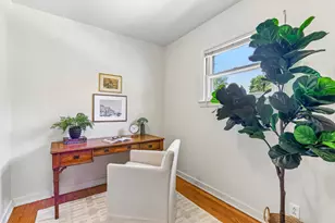 195 W Warnimont Ave, Milwaukee, WI 53207 - Photo 14