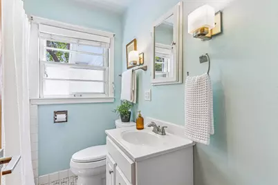 195 W Warnimont Ave, Milwaukee, WI 53207 - Photo 20