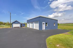 11607 Schad Rd, Schleswig, WI 53042 - Photo 10