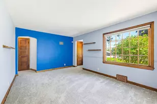 W226N3045 Duplainvlle Rd, Pewaukee, WI 53186 - Photo 6