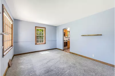 W226N3045  Duplainvlle Rd, Pewaukee, WI 53186 - Photo 12