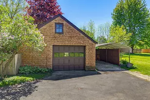 W226N3045 Duplainvlle Rd, Pewaukee, WI 53186 - Photo 4