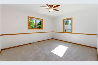 3519  Nagawicka Rd -, Delafield, WI 53029 - Photo 32