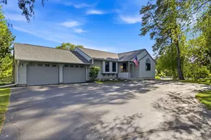 3519 Nagawicka Rd, Delafield, WI 53029 - Photo 4