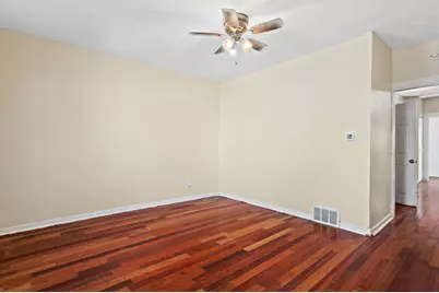 2348 S 16th St, Milwaukee, WI 53215 - Photo 6