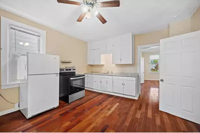 2348 S 16th St, Milwaukee, WI 53215 - Photo 14