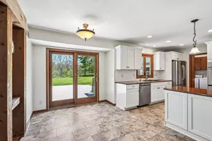 N61W29595 S Woodfield Rd, Merton, WI 53029 - Photo 10