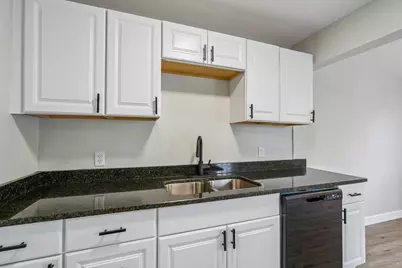 3158 N 79th St, Milwaukee, WI 53222 - Photo 8