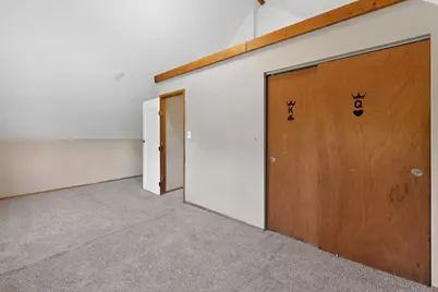 5622 W Mill Rd, Milwaukee, WI 53218 - Photo 20