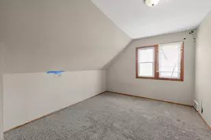 5622 W Mill Rd, Milwaukee, WI 53218 - Photo 14