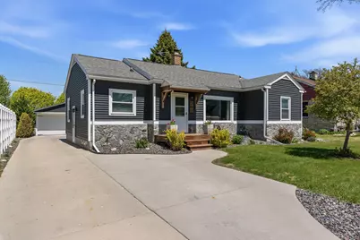 366  3rd St, Kewaskum, WI 53040 - Photo 24