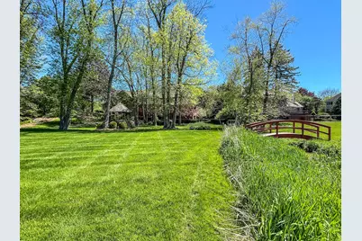 2005  Derrin Ln, Brookfield, WI 53045 - Photo 56