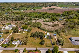 910 E Broadway St, Blair, WI 54616 - Photo 34