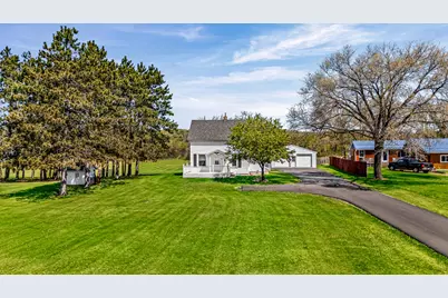 910 E Broadway St, Blair, WI 54616 - Photo 6