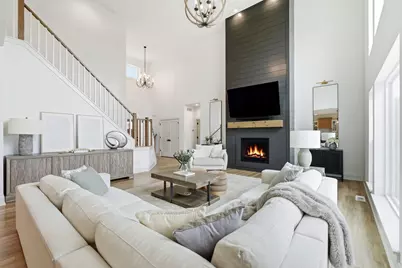 14141 N Lake Shore Dr, Mequon, WI 53097 - Photo 4