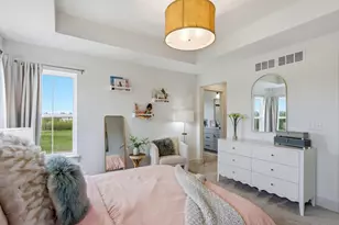 14141 N Lake Shore Dr, Mequon, WI 53097 - Photo 20