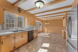 1140 Tanglewood Rd, Manitowoc, WI 54220 - Photo 16