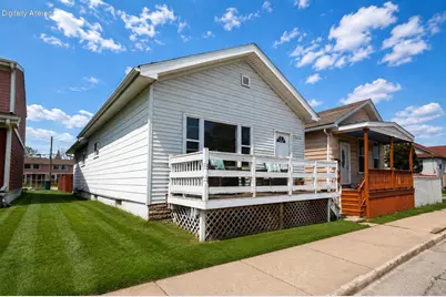 1211 S 6th St, Milwaukee, WI 53204 - Photo 1