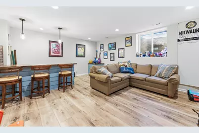 4635 N Wildwood Ave, Whitefish Bay, WI 53211 - Photo 40