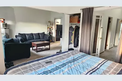 6987 W Glenbrook Rd, Milwaukee, WI 53223 - Photo 8