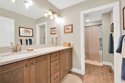 184  Winterberry Ln, Grafton, WI 53024 - Photo 28
