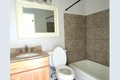 1429  Oakes Rd #12, Racine, WI 53406 - Photo 10