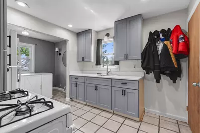 4571 S Howell Ave, Milwaukee, WI 53207 - Photo 6
