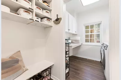 824 E Glen Ave, Whitefish Bay, WI 53217 - Photo 26