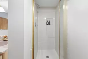 824 E Glen Ave, Whitefish Bay, WI 53217 - Photo 60