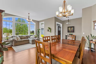 8225  Virginia Cir, Racine, WI 53185 - Photo 6