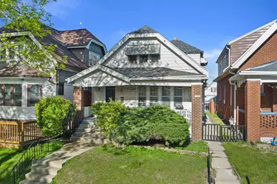 2964 S 11th St, Milwaukee, WI 53215 - Photo 2