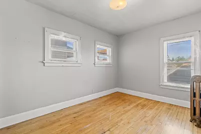 2964 S 11th St, Milwaukee, WI 53215 - Photo 16
