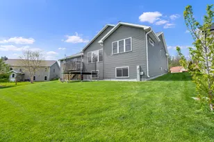 717 Drumlin Cv, Kewaskum, WI 53040 - Photo 24