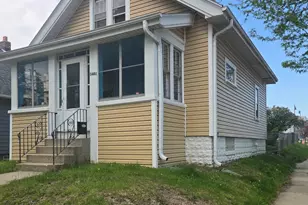 1601 S 65th St, West Allis, WI 53214 - Photo 2