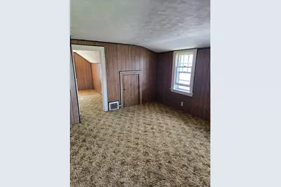 1601 S 65th St, West Allis, WI 53214 - Photo 4