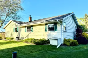 N96W19827 County Line Rd, Menomonee Falls, WI 53051 - Photo 24
