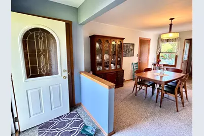 N96W19827  County Line Rd, Menomonee Falls, WI 53051 - Photo 4