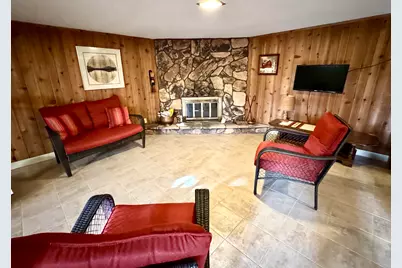 N96W19827  County Line Rd, Menomonee Falls, WI 53051 - Photo 14